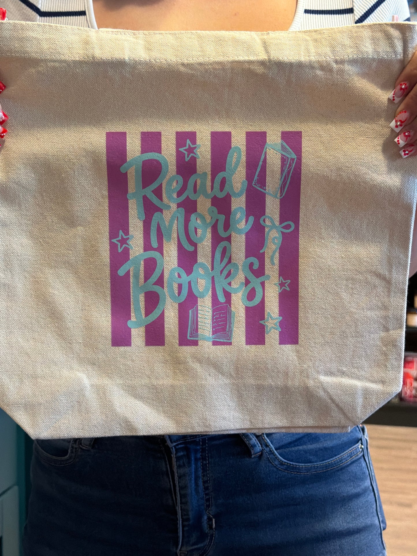 Canvas Bus tote random