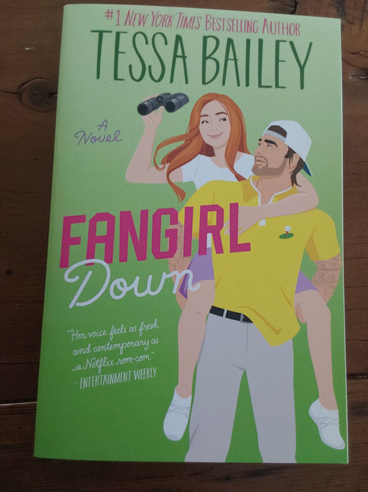Fangirl Down: A Novel (Big Shots, 1)